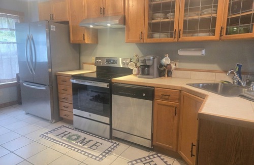 Saint Albans House | Spacious Lodge with Private Waterfront on Great Moose Lake