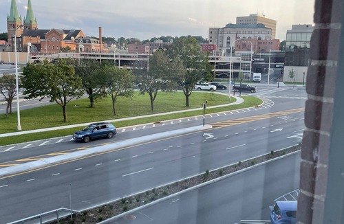 Utica Apartment | Spacious Loft in Historic Baggs Square