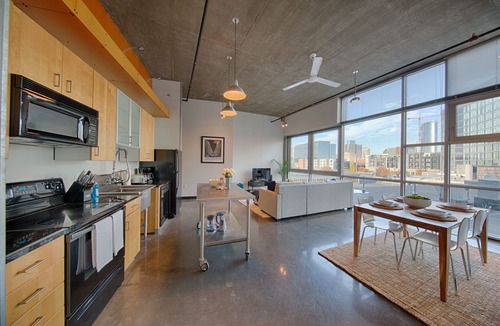 The Gulch Apartment | Spacious Loft in Trendy Gulch Neighborhood!