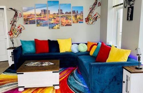 Downtown Memphis Apartment | Spacious Loft Overlooking Downtown