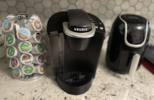 Oak Park Apartment | Spacious, lovely 2bed 1bath with free parking