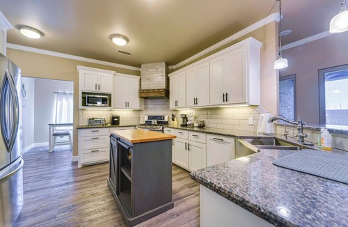 Lubbock House | Spacious Lubbock Home w/Private Pool & Yard!