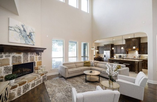 Frisco House | Spacious & Luxe, 5 Star Neighborhood, Movie Theater