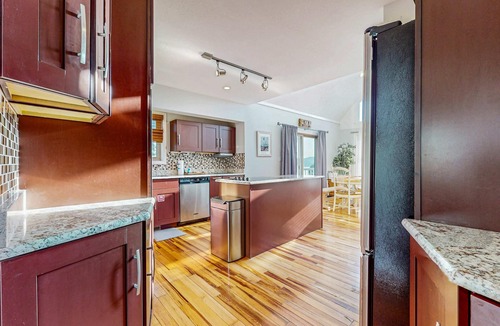 Dandridge House | Spacious Luxe Lakefront Home, Hot Tub, Dock, Firepit
