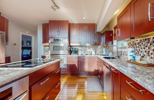 Dandridge House | Spacious Luxe Lakefront Home, Hot Tub, Dock, Firepit