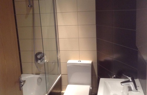 Cranbrook Apartment | Spacious & Luxurious, Cranbrook Apartment