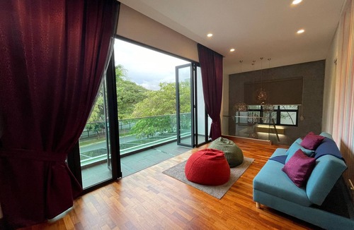 Seksyen 13 House | Spacious Luxury and comfortable for Medium to large group