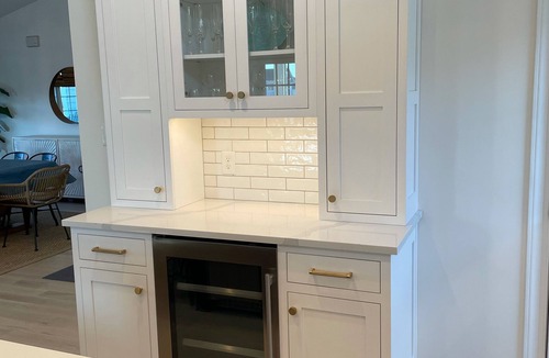 Lewes House | Spacious luxury, bay views, elevator