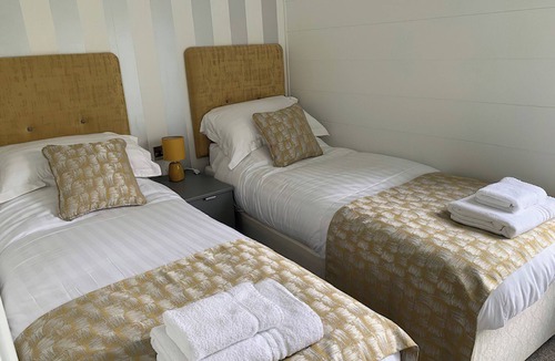 Hawes Ski Chalet | Spacious luxury lodge with high end décor to sleep four.