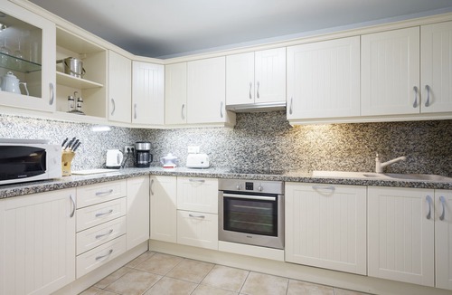 New Golden Mile Apartment | SPACIOUS LUXURY PENTHOUSE/APARTMENT WITH SWIMMING POOLS ON THE COSTA DEL SOL