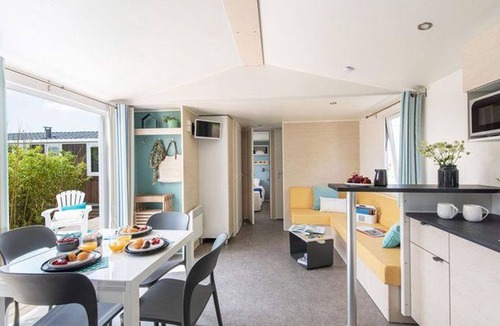 La Chaize-Giraud House | Spacious mobile home with terrace in Bretignolles-sur-Mer