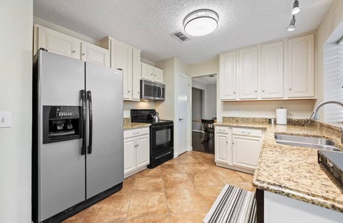North Richland Hills House | Spacious Modern Home w/Pool Hot Tub Game Room