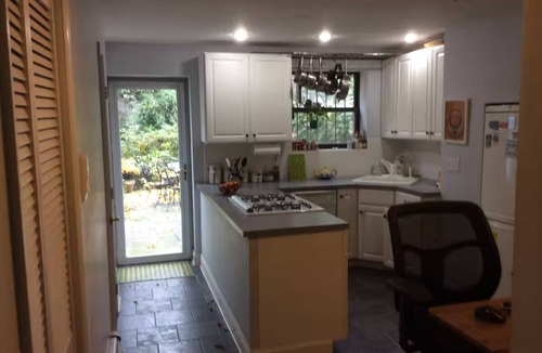 East Harlem Apartment | Spacious Manhattan Duplex, 2 BR, 3BA