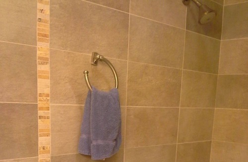 Harlem Apartment | Spacious Manhattan Studio Apartment with Sunny Garden