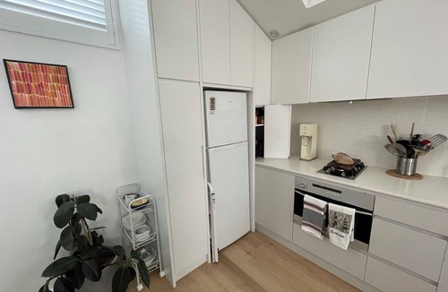 Fairlight Apartment | Spacious Manly Studio