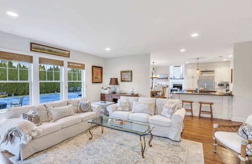 Tuckahoe House | Spacious Master Bedroom Suite, Stone Chef's Eat-In Kitchen, Close to.