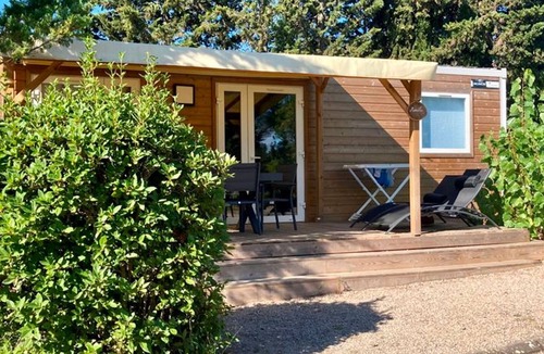 Lezignan-Corbieres House | Spacious mobile home with terrace for 8 people