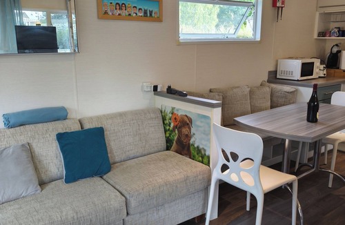 Onzain House | Spacious mobile home for 6 people near Beauval zoo and the Loire castles