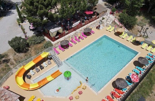 Saint Maime House | Spacious mobile home with terrace for 6 people in Saint-Maime