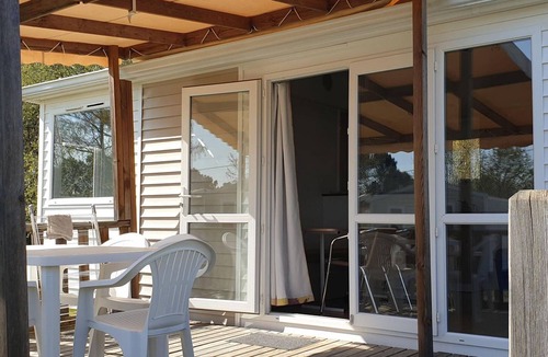 Bayas House | Spacious mobile home with terrace for 6 people