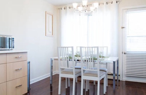 Saint-Leonard Apartment | Spacious, Modern 2 Bedroom, 20mins to Downtown