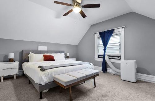 Tower Grove South House | Spacious Modern 5BR Home Near Downtown St Louis