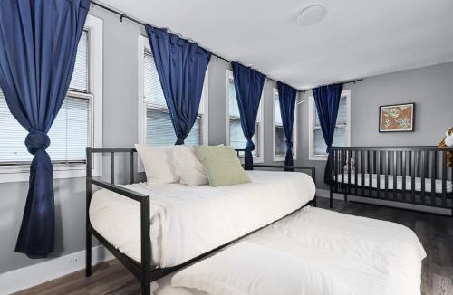 Tower Grove South House | Spacious Modern 5BR Home Near Downtown St Louis