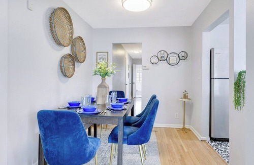 St. Louis Park House | Spacious modern & central 3 bed/2 bath Renovated Garage W/D Pet-Friendly