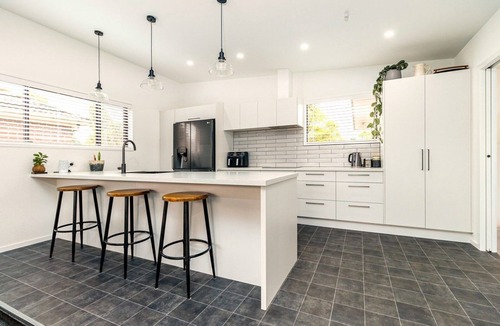 Geraldine House | Spacious, modern, centrally located house.