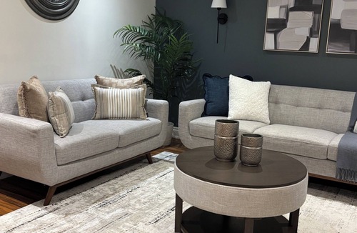 Milton Apartment | Spacious & Modern Cozy Basement Apartment – Your Home Away from Home!