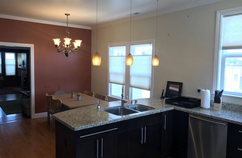 San Francisco Apartment | Spacious, Modern Edwardian Flat Close to freeway access & BART