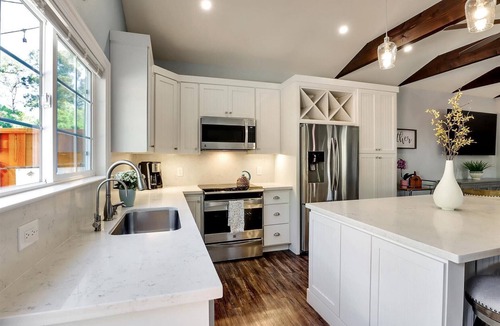 Castro Valley House | Spacious Modern Farmhouse Casita in Castro Valley Countryside with Private Patio