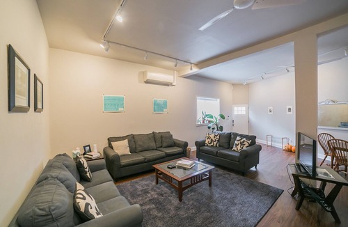 Fishtown House | Spacious & Modern Fishtown Home - Sleeps 10!