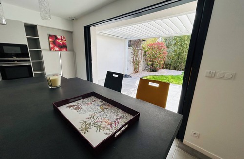 La Grande-Motte Villa | Spacious modern villa - quiet - double garage