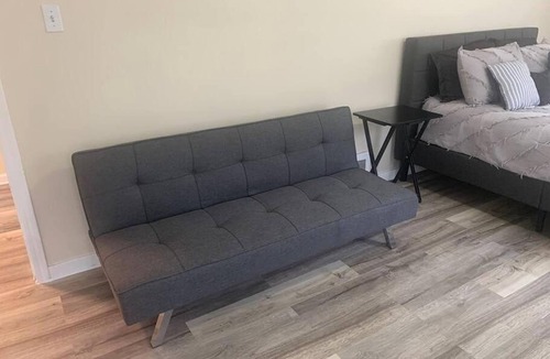 Calumet City House | Spacious Modern Getaway Mins From Major Retail