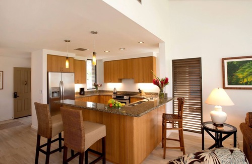 Wailea Condo | Spacious Modern Haven Just Steps from the Beach - Wailea Elua #908 -Lush Grounds