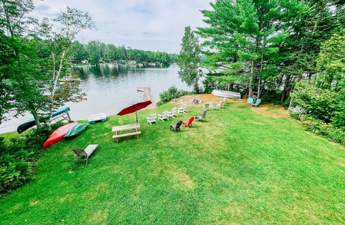 Otis House | Spacious Modern Home On Pristine Beech Hill Pond!