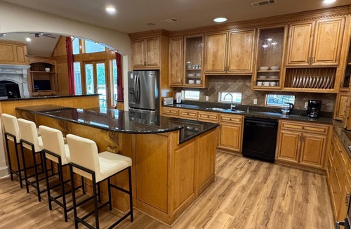 Westminster House | Spacious Modern Home on Acreage
