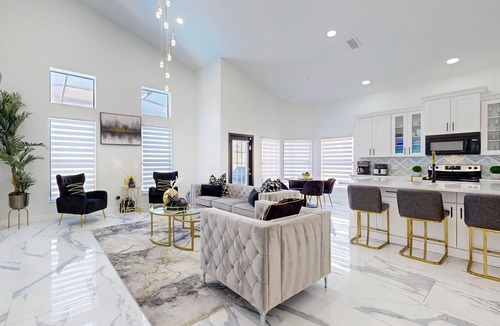 Lake Davenport Estates House | Spacious modern home with enclosed pool, patio, and gas grill