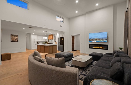 Fire Mountain House | Spacious Modern Home with Rooftop & Private Backyard