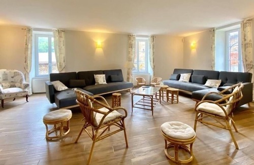 Javaugues Cottage | Spacious Modern House with Garden, Terrace & Game Room Near Brioude