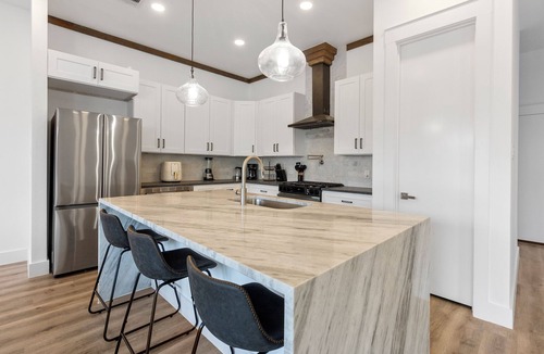 Garden Oaks House | Spacious, modern house with loft, 15 min from Downtown Houston