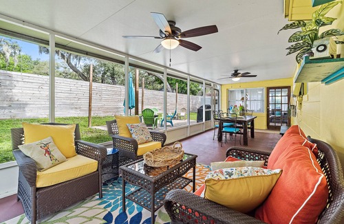 Madeira Beach House | Spacious Modern Madeira Beach Home 4B - 2BA