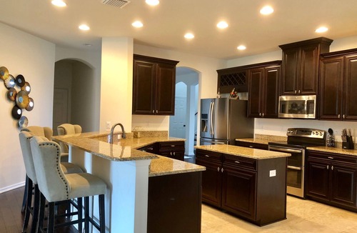 Riverview House | Spacious Modern Retreat for Family Fun Near Tampa!