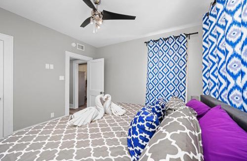 Neartown Apartment | Spacious Montrose Apartment Close to Downtown Houston