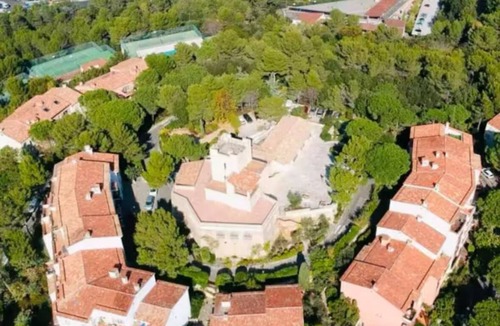 Mougins Apartment | Spacious Mougins apartment