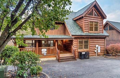 Sevierville House | Spacious Mountain Cabin Perfect for Relaxing