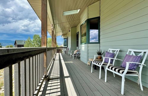 Kremmling House | Spacious Mountain Retreat with Deck Views