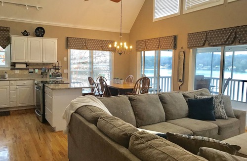 Tamassee House | Spacious Mountain Retreat with views of Cherokee Lake