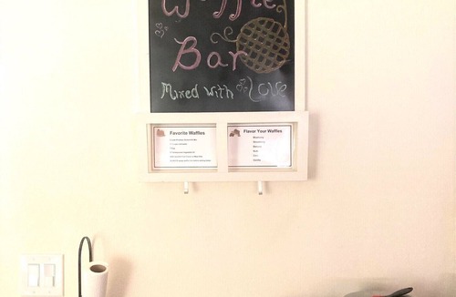 Klamath Falls Cabin | Spacious Mountain Cabin w Views! Deck & Wildlife